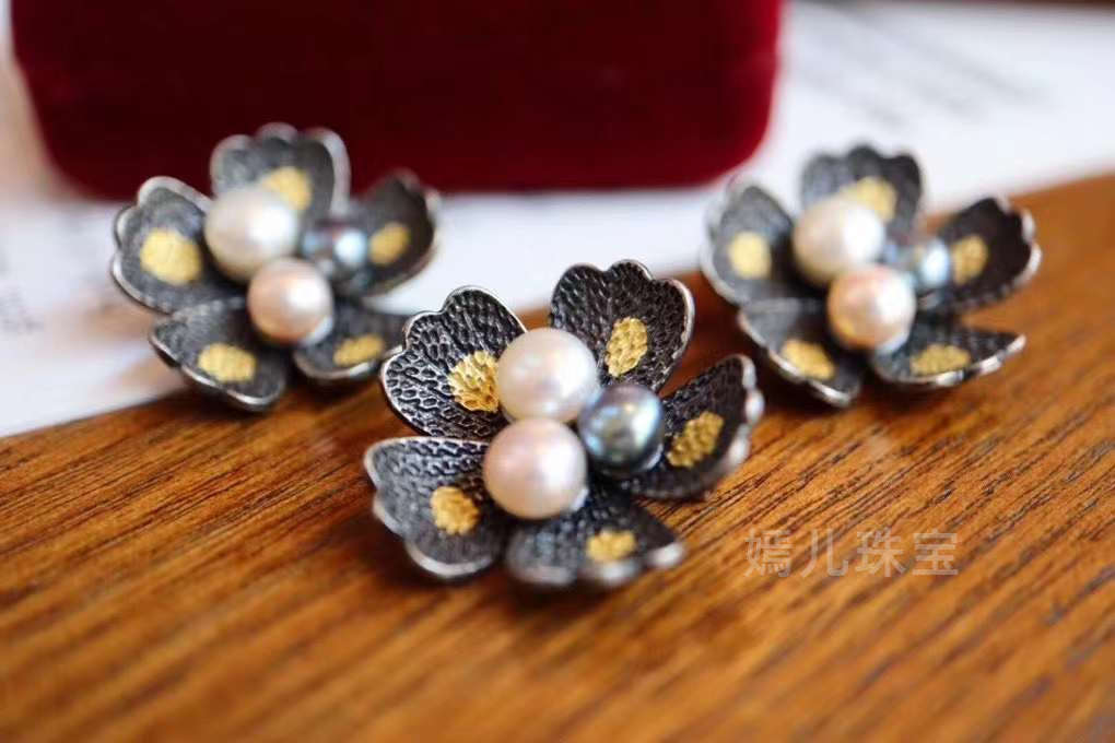 2021 Autumn New Natural Pearl Women's Breast Needle Vintage Two tone Pretty Color Electroplated S925 Silver Plated Gold Inlaid Fashion